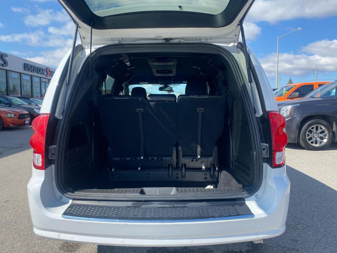 2020 Dodge Grand Caravan Premium Plus ~Nav ~Camera ~Rear Heat/Air ~Alloys Photo4