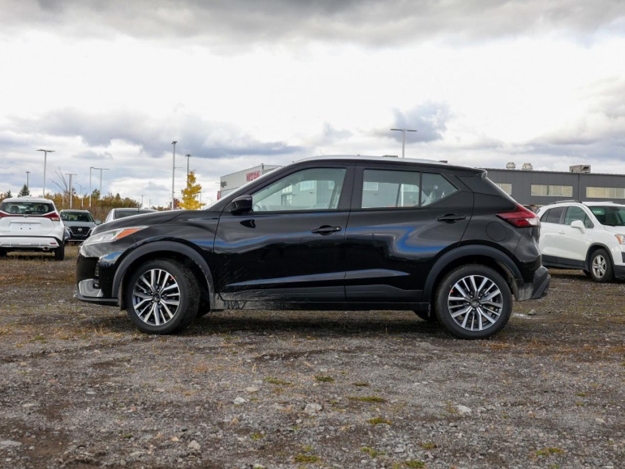 2025 Nissan Kicks Play SV  - Heated Seats -  Apple CarPlay Photo