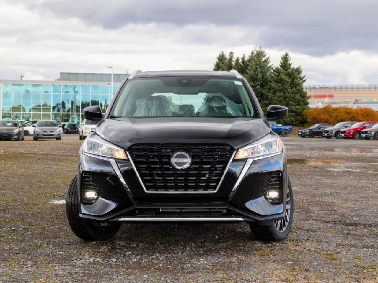 2025 Nissan Kicks Play SV  - Heated Seats -  Apple CarPlay Photo