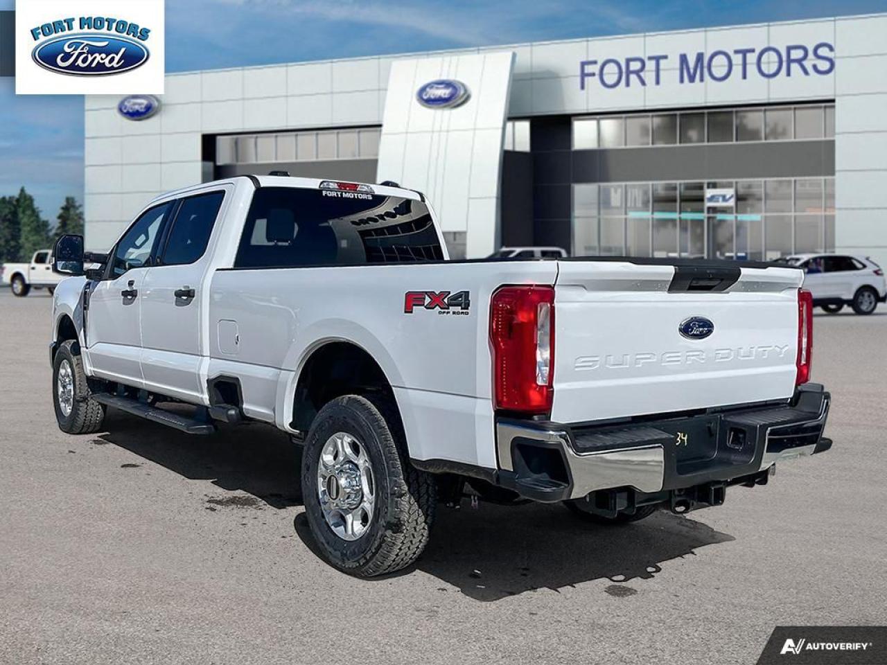 2025 Ford SUPERDUTY F-350® XLT Photo