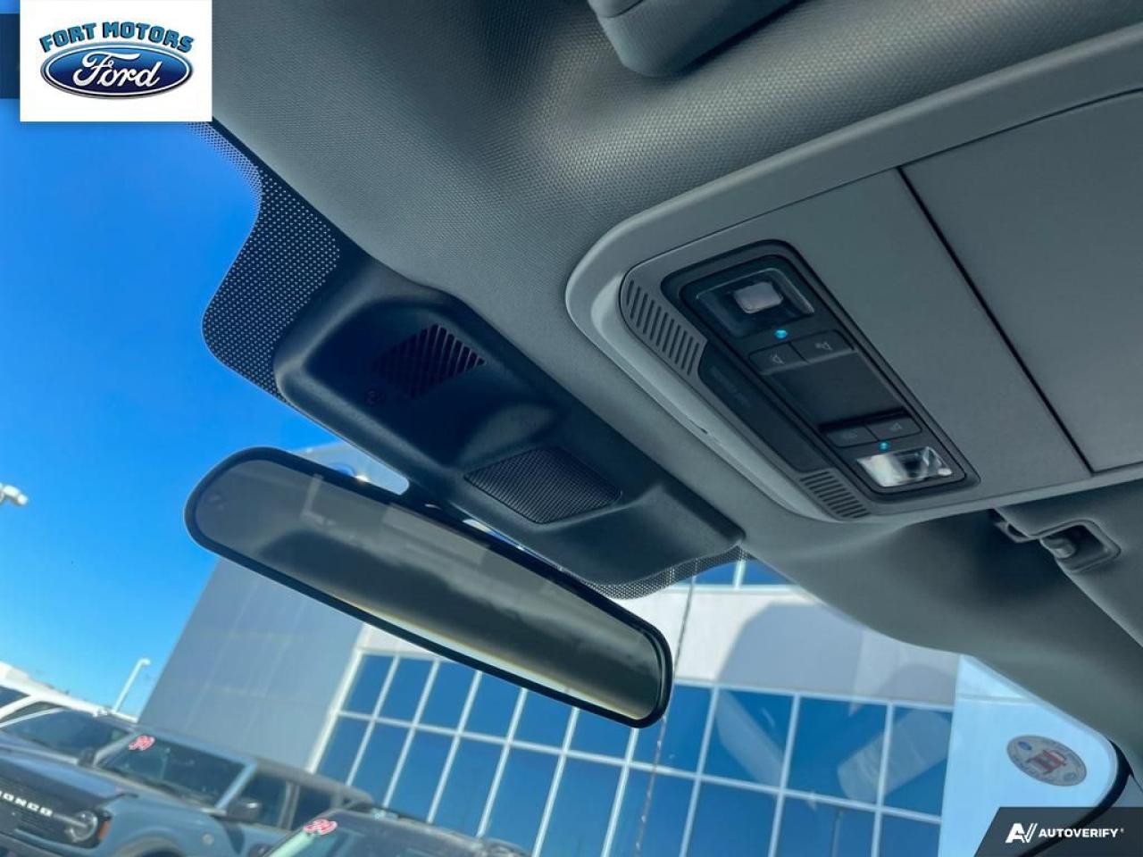 2025 Ford SUPERDUTY F-350® XLT Photo5