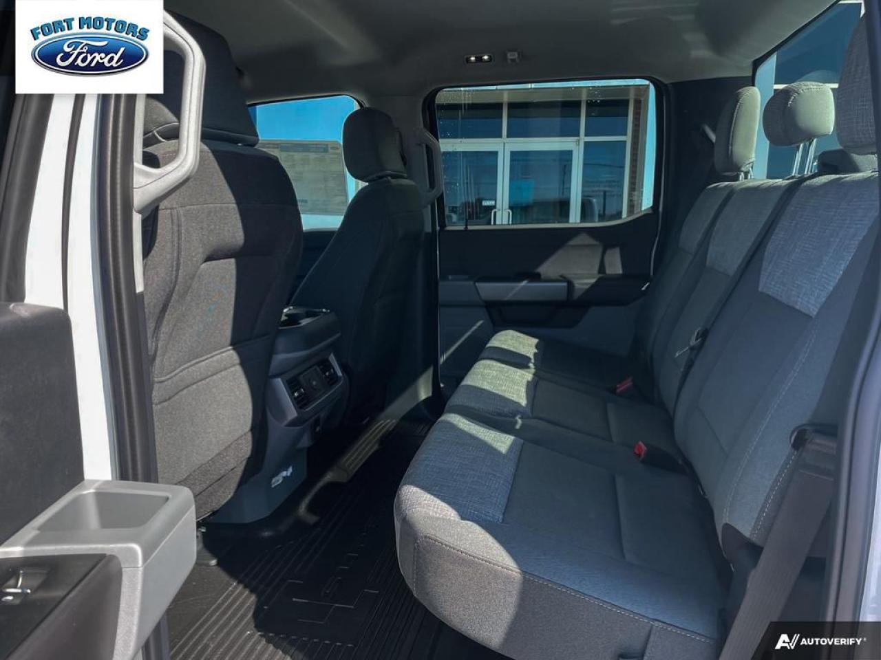 2025 Ford SUPERDUTY F-350® XLT Photo5