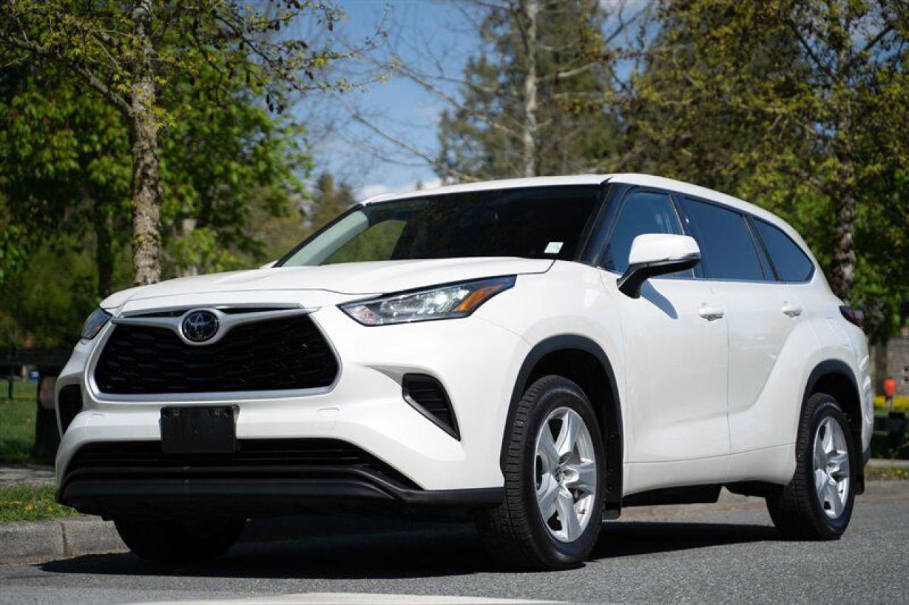Used 2020 Toyota Highlander LE for sale in Surrey, BC