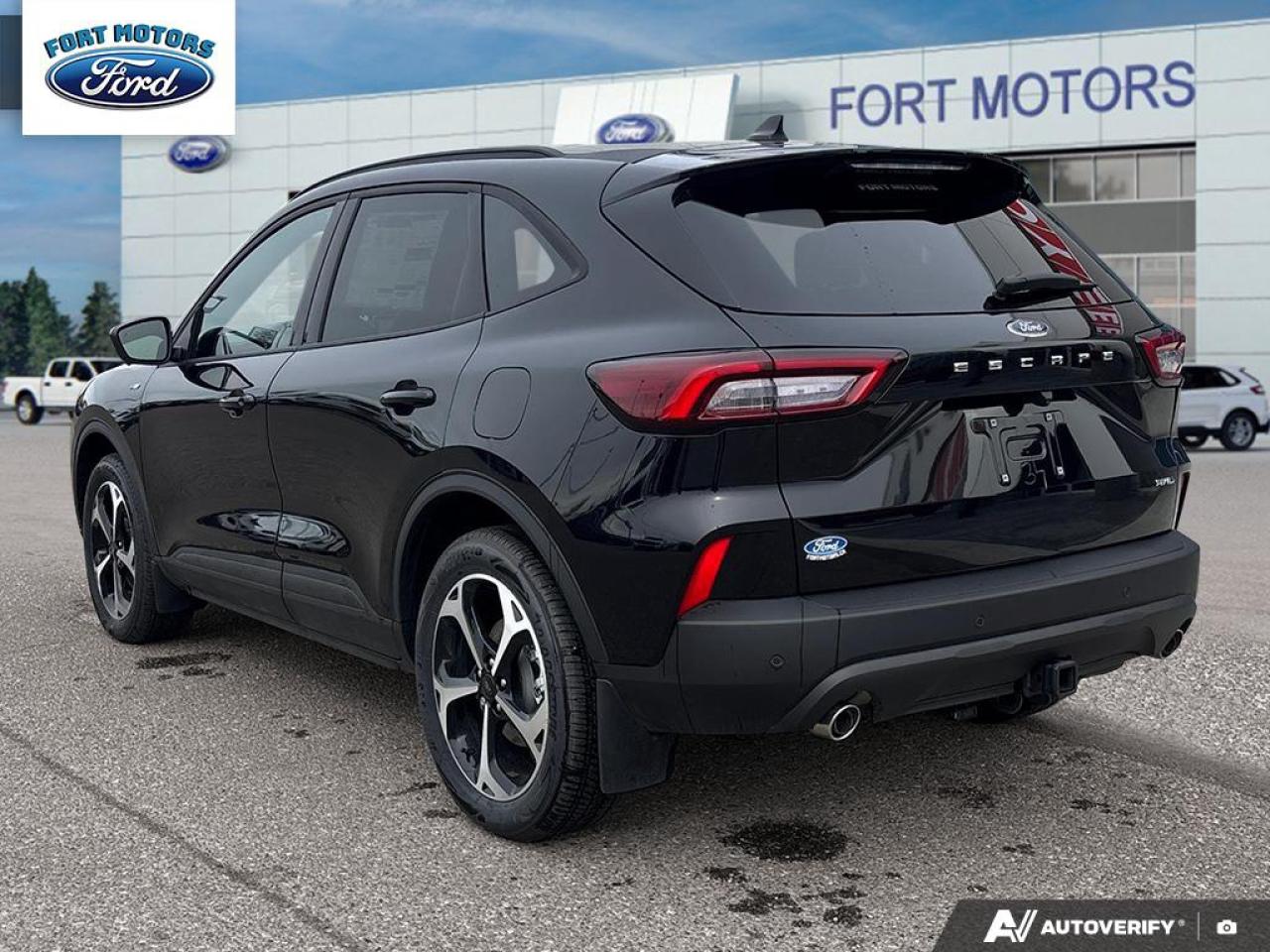 2025 Ford Escape ST-Line Select Photo3