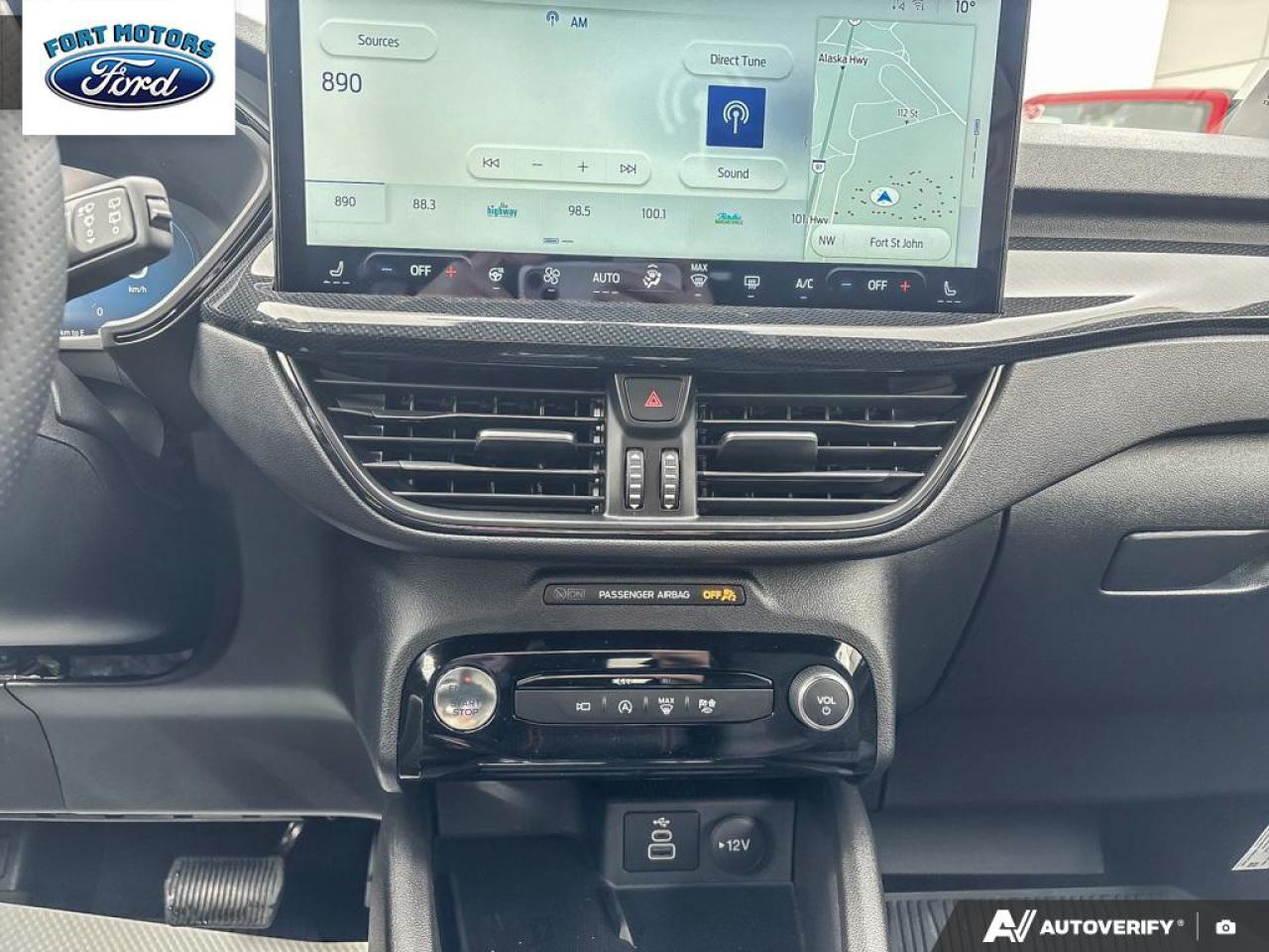 2025 Ford Escape ST-Line Select Photo5