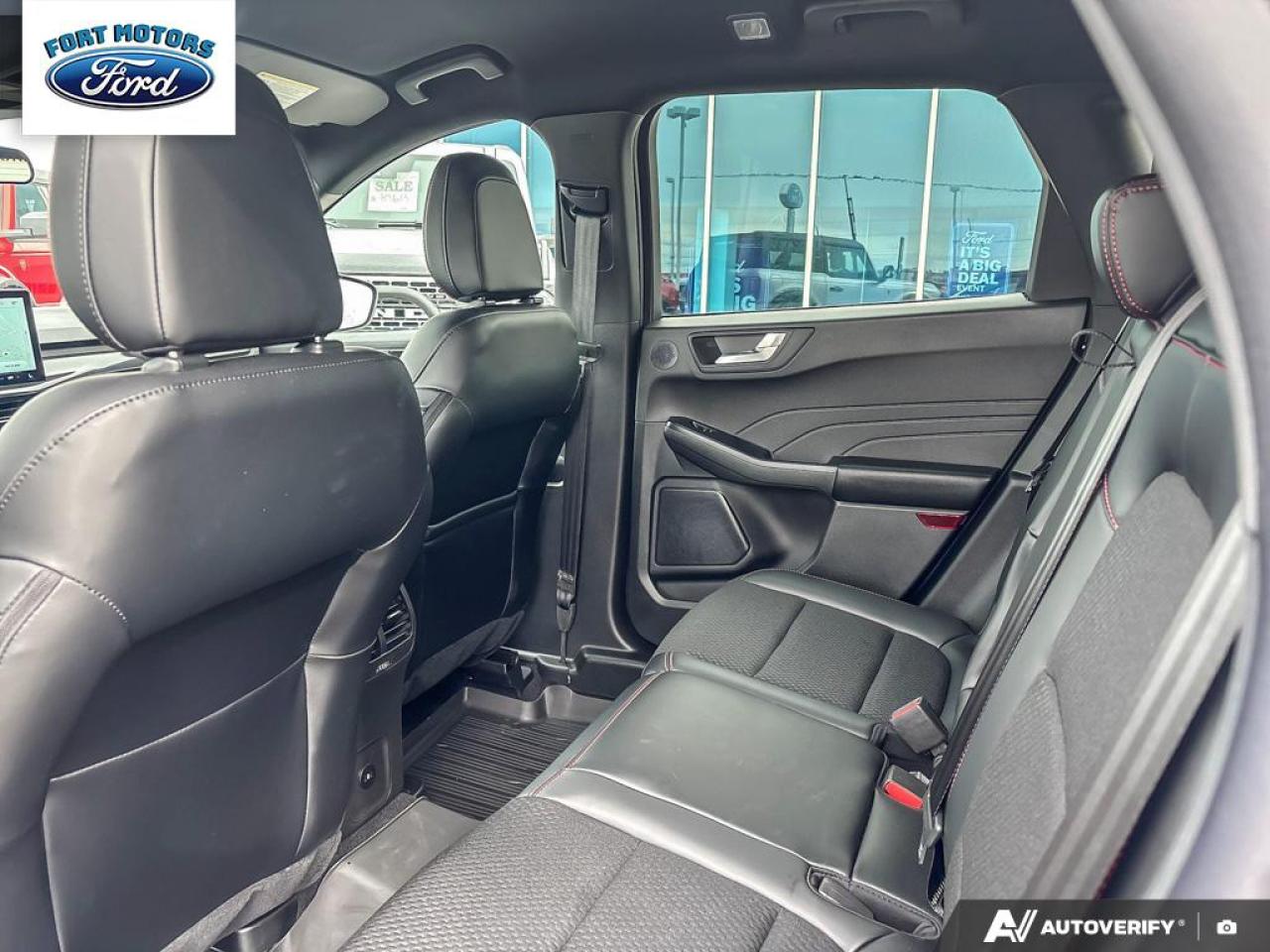 2025 Ford Escape ST-Line Select Photo5