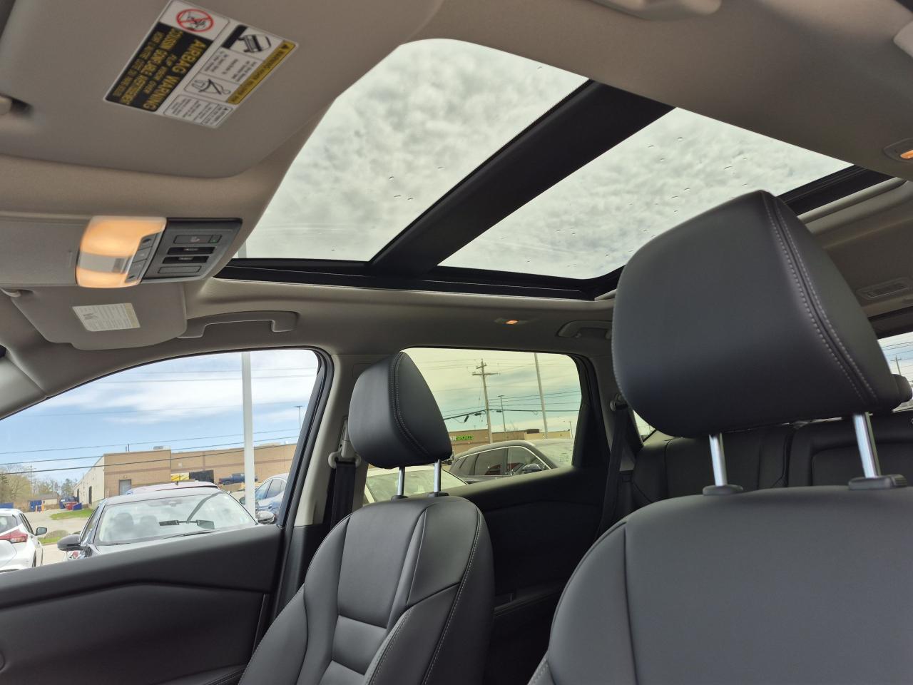 2025 Nissan Rogue Midnight Edition Photo27