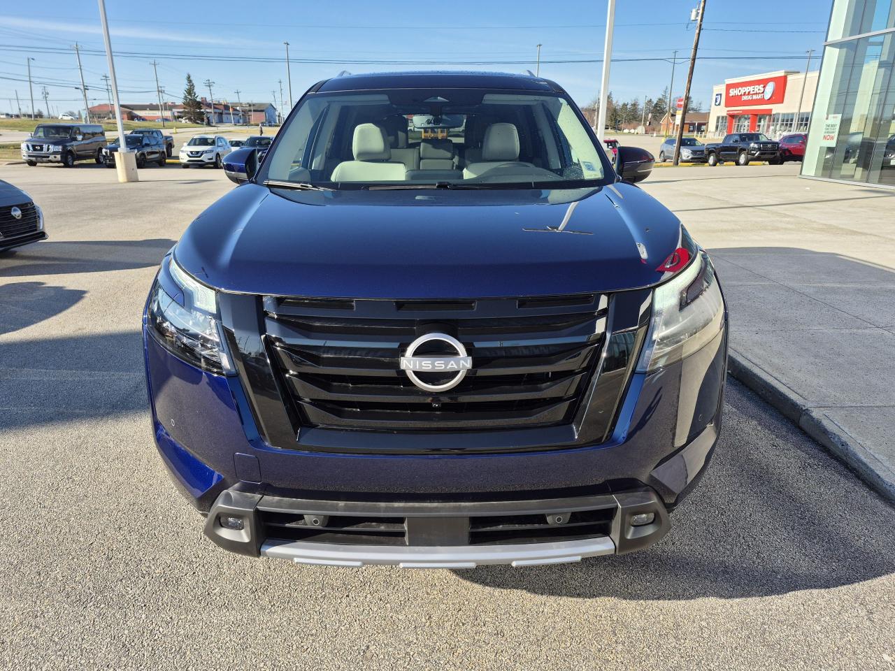 2025 Nissan Pathfinder SL Photo24