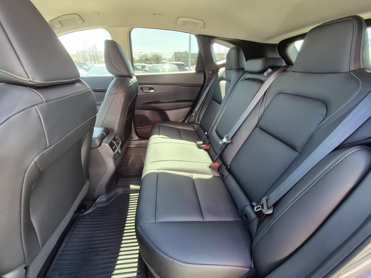 2025 Nissan Murano SV Photo30