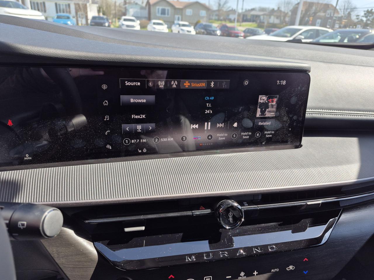 2025 Nissan Murano SV Photo9