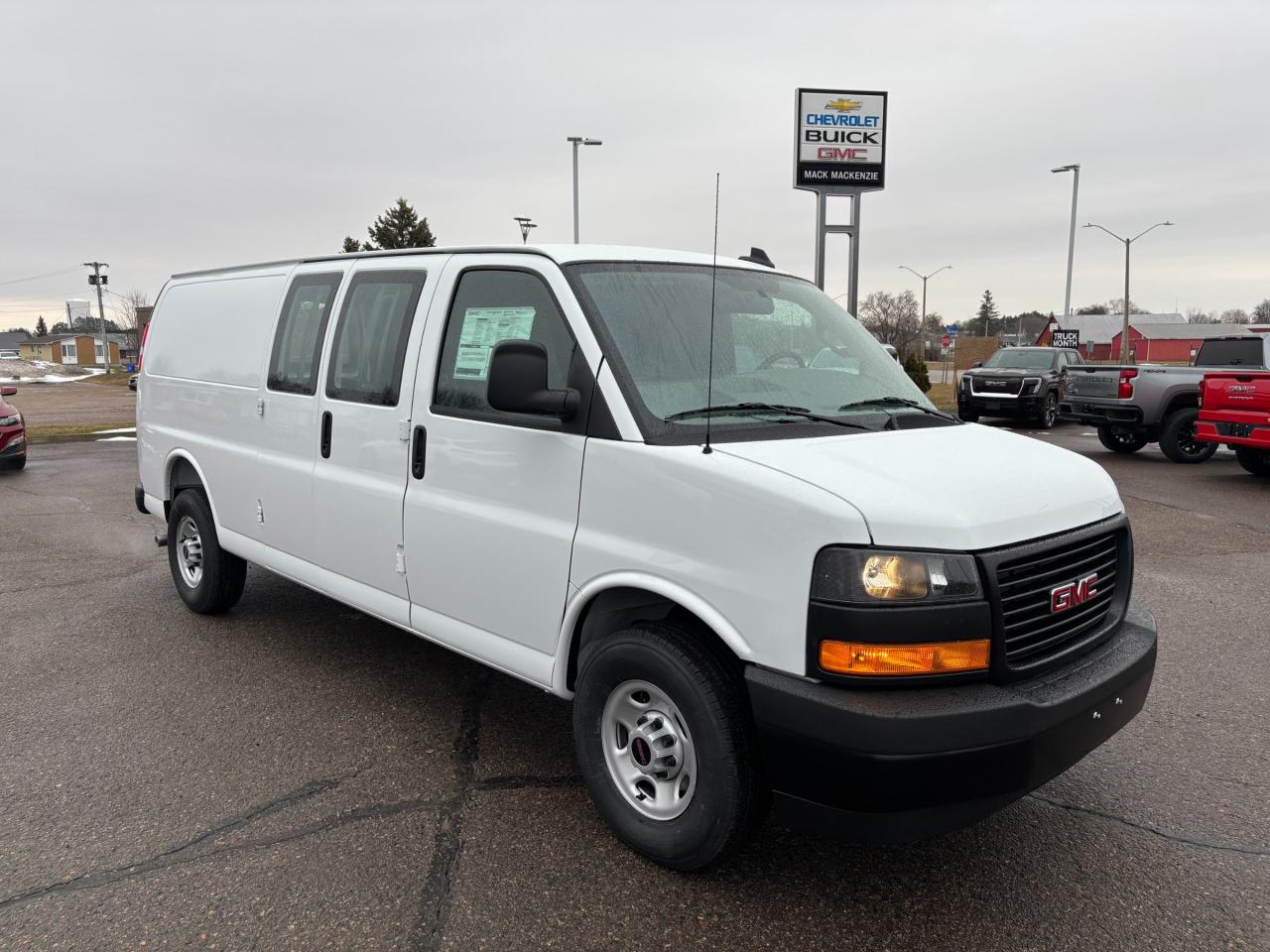 2025 GMC Savana 2500 Work Van 2025 GMC Savana Ext Cargo Van Photo2