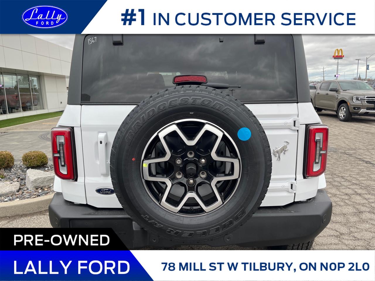 2025 Ford Bronco Outer Banks Photo3