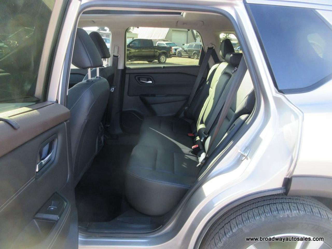 2023 Nissan Rogue ALL-WHEEL DRIVE SL-VERSION 5 PASSENGER 2.5L - DOHC.. NAVIGATION.. PANORAMIC SUNROOF.. LEATHER.. HEATED SEATS & WHEEL.. POWER TAILGATE.. Photo