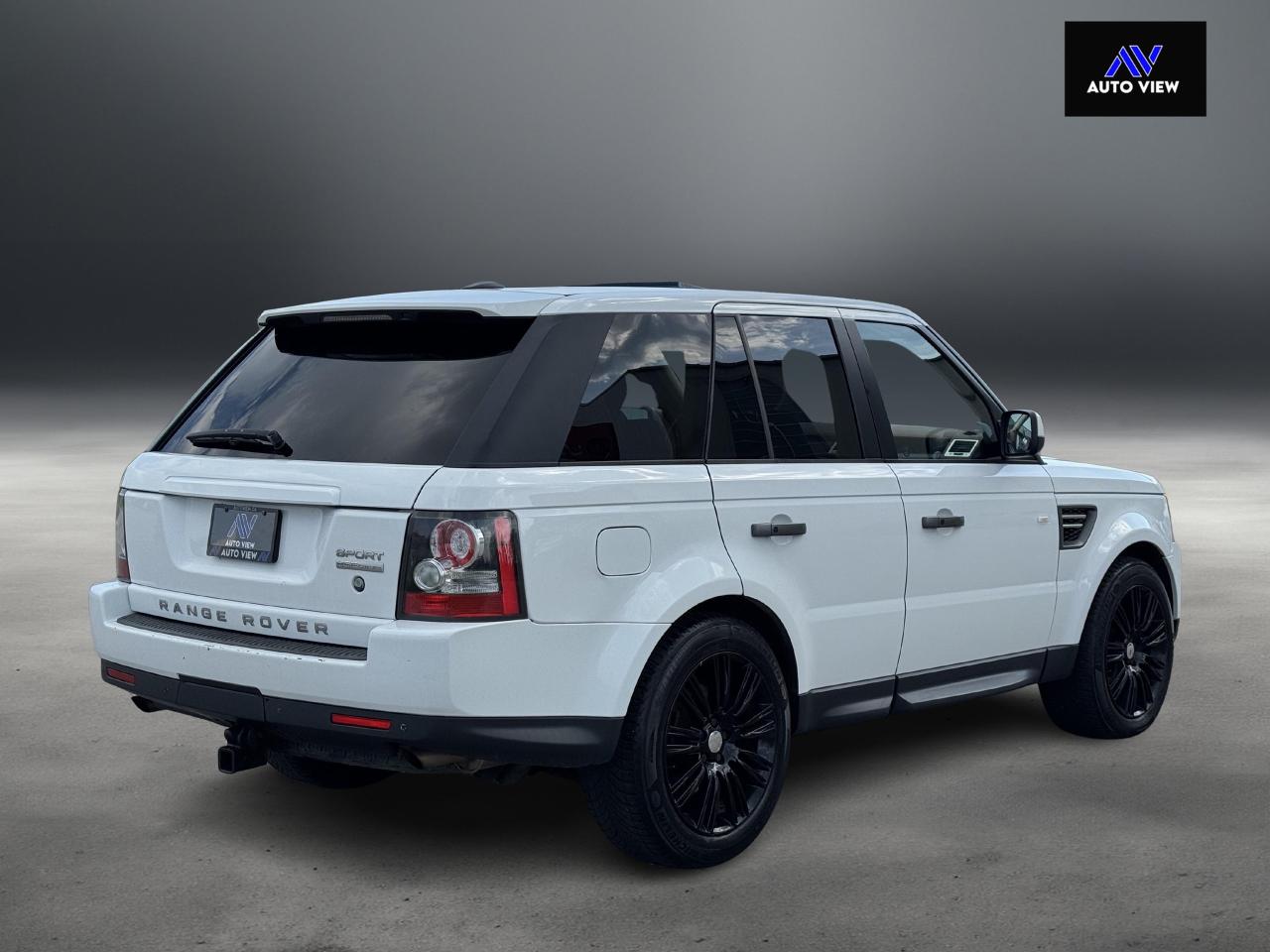 2011 Land Rover Range Rover Sport LUX **RUNS AND DRIVES EXCELLENT** Photo4