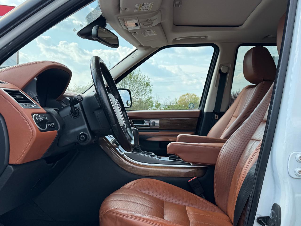 2011 Land Rover Range Rover Sport LUX **RUNS AND DRIVES EXCELLENT** - Photo #29
