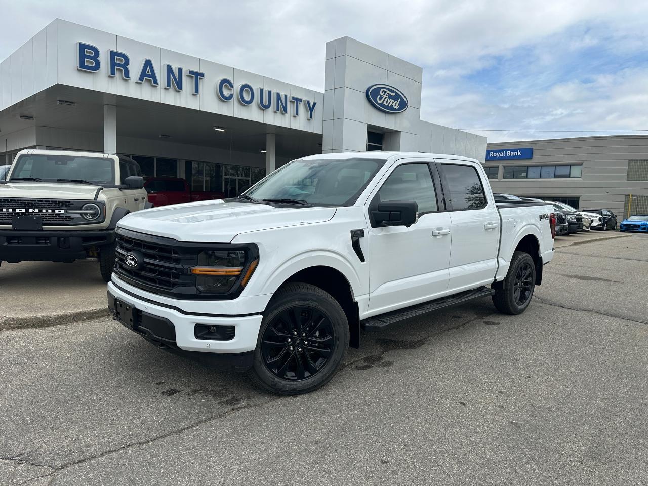 New 2025 Ford F-150 XLT | 302| 5.0L V8 | FX4 | BLACK PACK | for sale in Brantford, ON