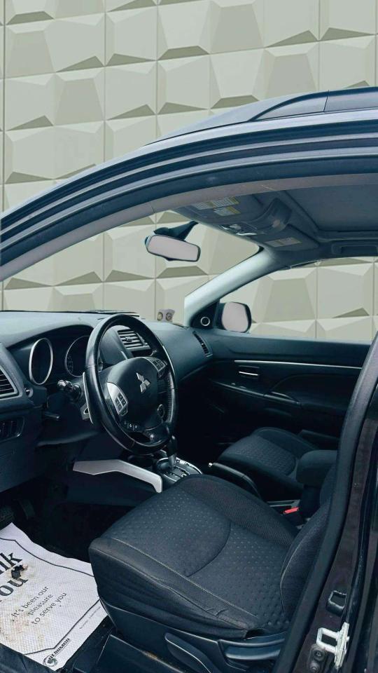 2011 Mitsubishi RVR 4WD 4DR CVT - Photo #9