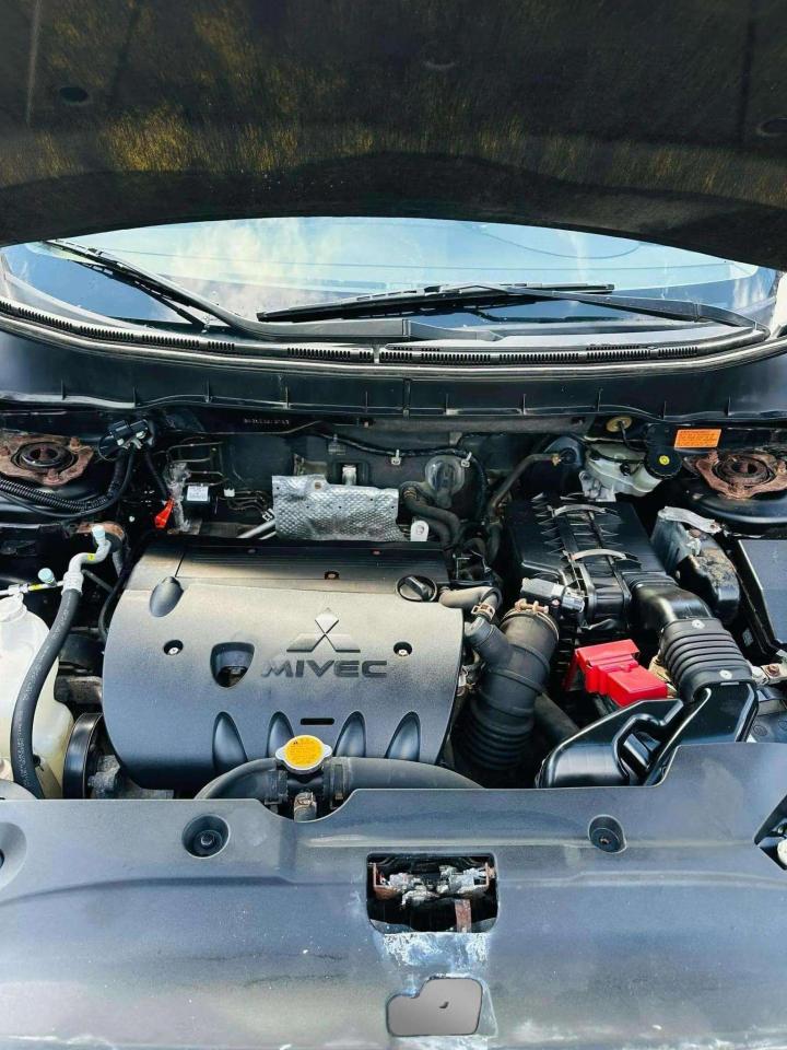 2011 Mitsubishi RVR 4WD 4DR CVT - Photo #11