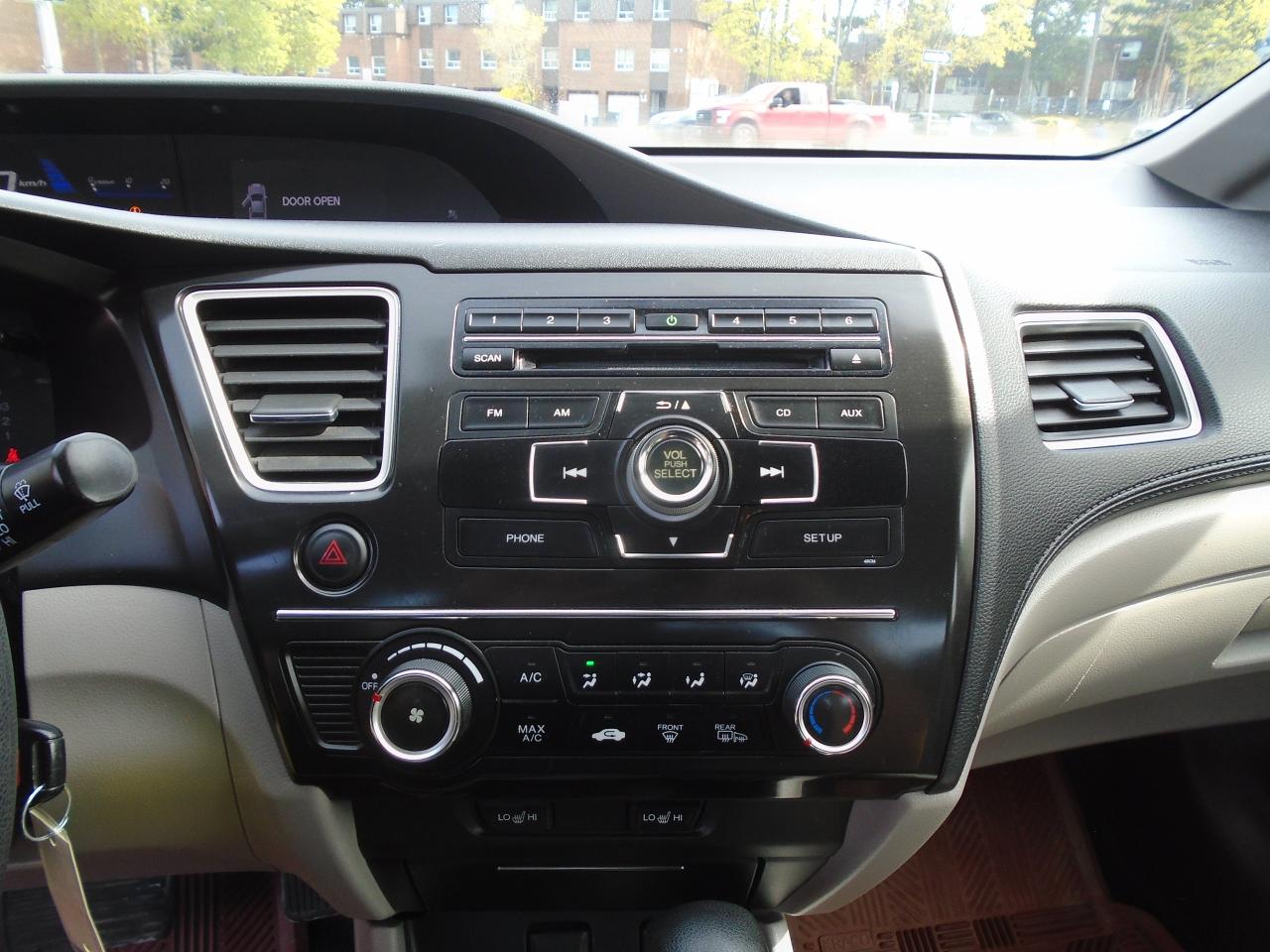 2013 Honda Civic LX/ VERY CLEAN / WELL MAINTAINED / AC / FUEL SAVER - Photo #9