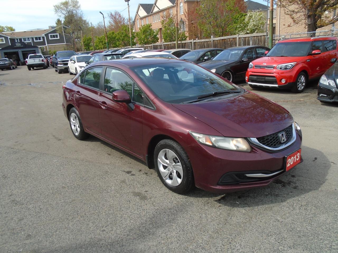 2013 Honda Civic LX/ VERY CLEAN / WELL MAINTAINED / AC / FUEL SAVER - Photo #3