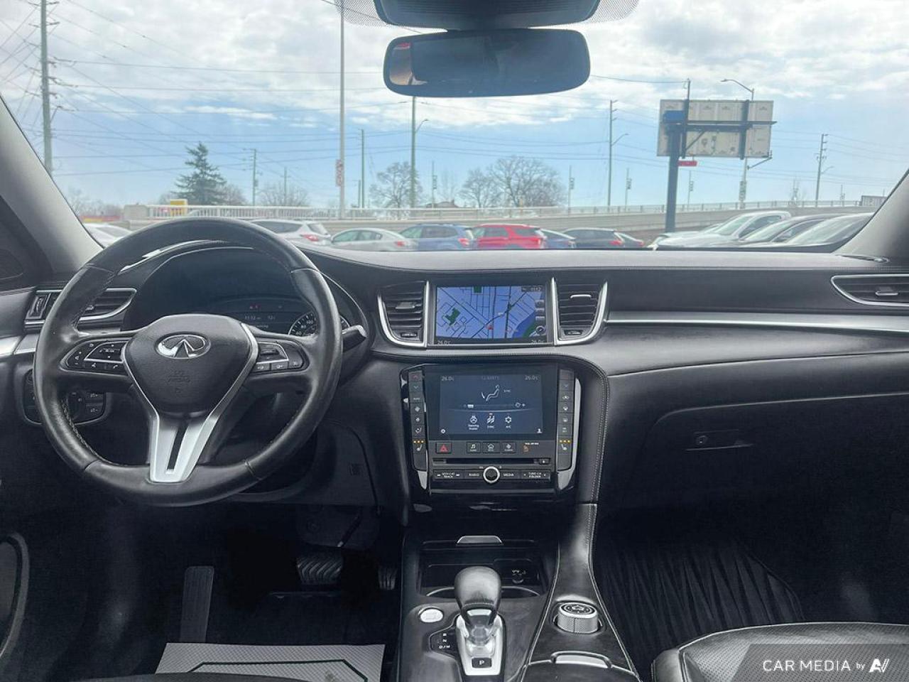 2019 Infiniti QX50 ESSENTIAL / AWD / ROOF / LEATHER / NO ACCIDENTS - Photo #23