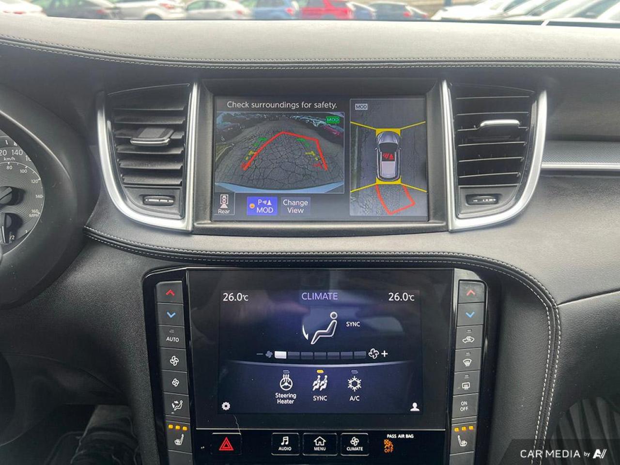 2019 Infiniti QX50 ESSENTIAL / AWD / ROOF / LEATHER / NO ACCIDENTS - Photo #18