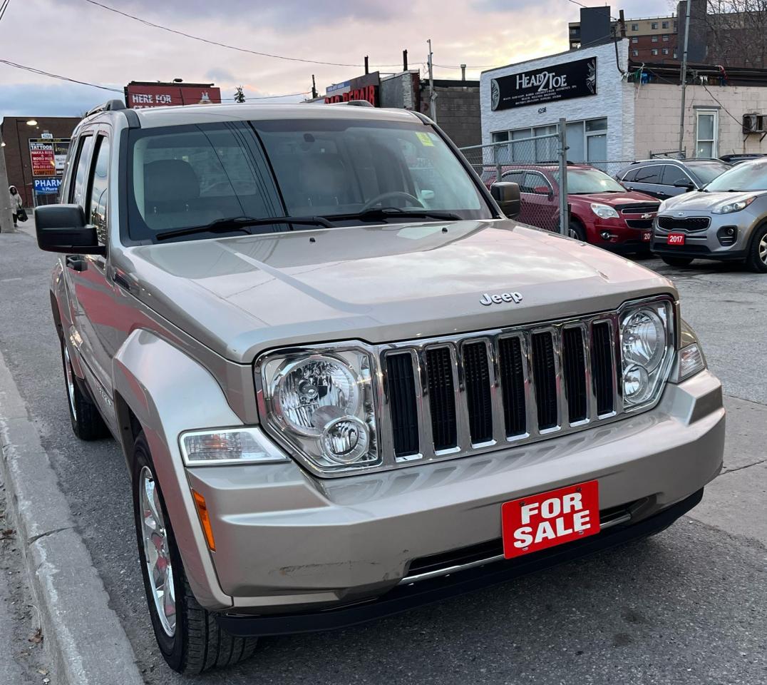 2010 Jeep Liberty 4WD  Limited Edition-Leather-Heated Seats
