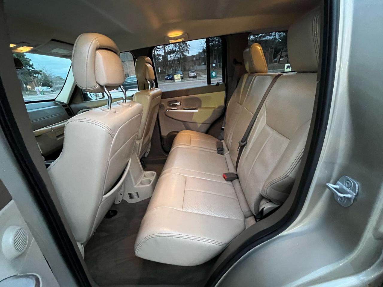 2010 Jeep Liberty 4WD  Limited Edition-Leather-Heated Seats - Photo #20