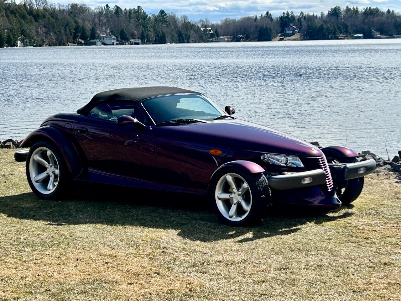 1997 Plymouth Prowler With only 5300 km / Matching trailer - Photo #28