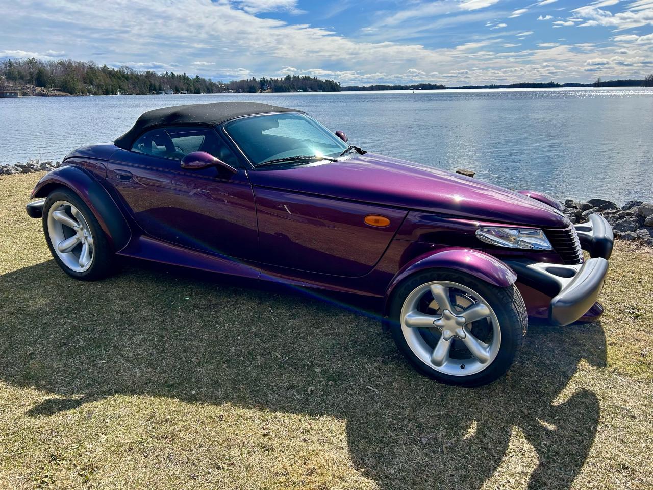 1997 Plymouth Prowler With only 5300 km / Matching trailer - Photo #22