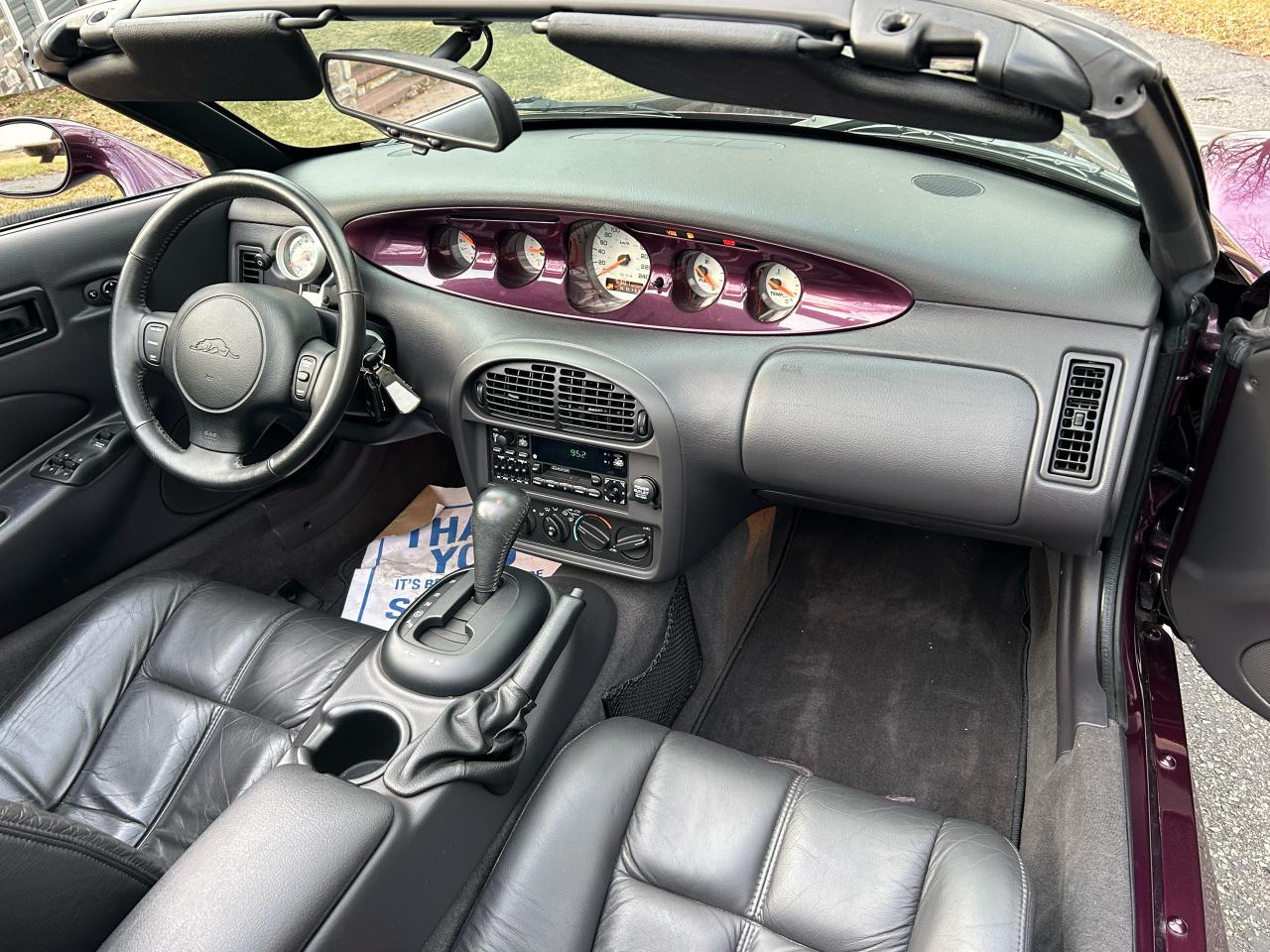 1997 Plymouth Prowler With only 5300 km / Matching trailer - Photo #33