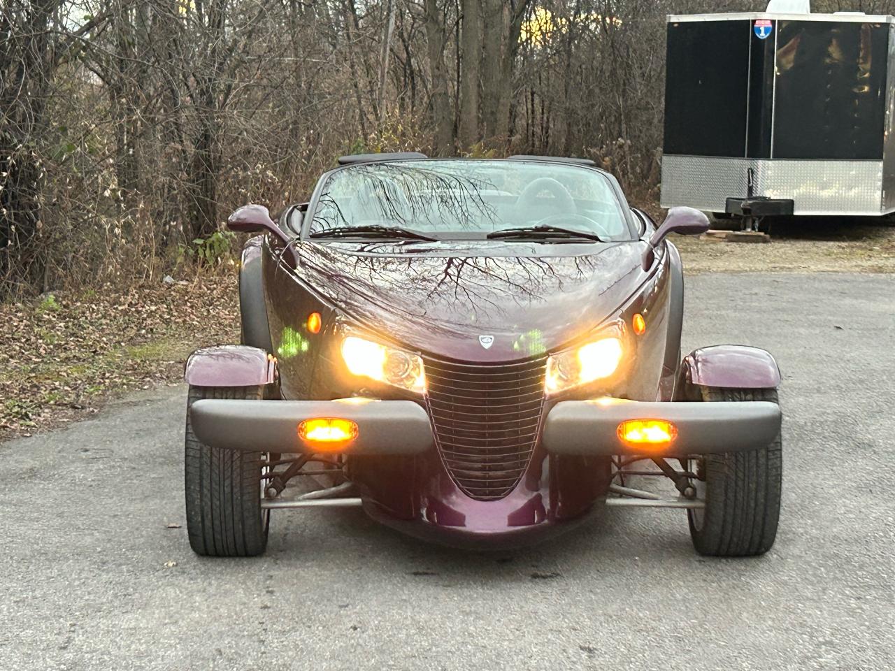 1997 Plymouth Prowler With only 5300 km / Matching trailer - Photo #42