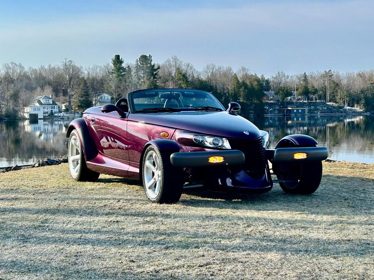1997 Plymouth Prowler With only 5300 km / Matching trailer - Photo #54
