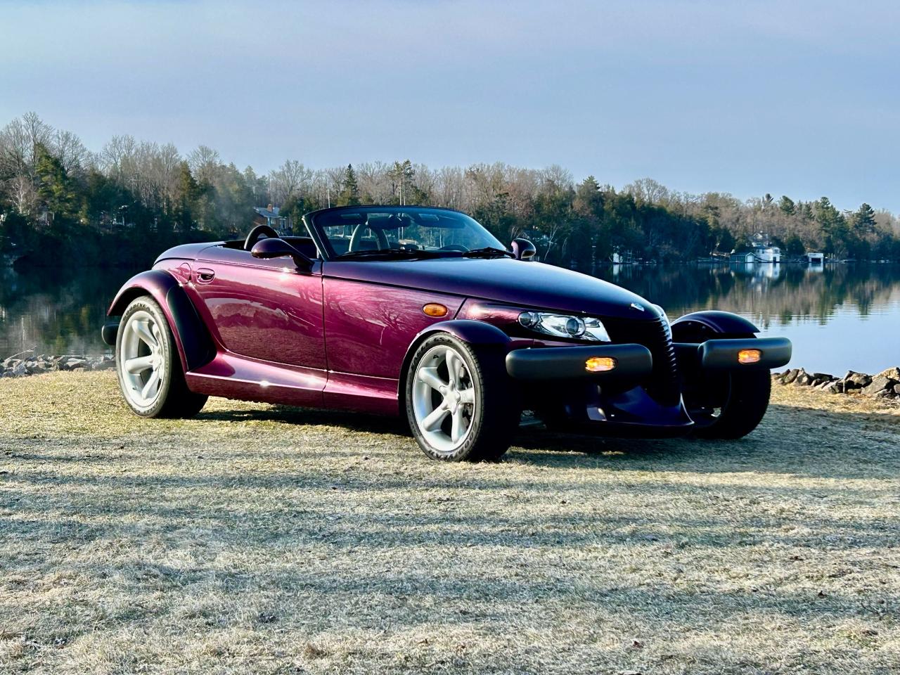 1997 Plymouth Prowler With only 5300 km / Matching trailer - Photo #50
