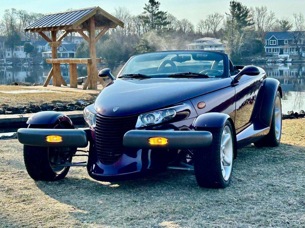 1997 Plymouth Prowler With only 5300 km / Matching trailer - Photo #51