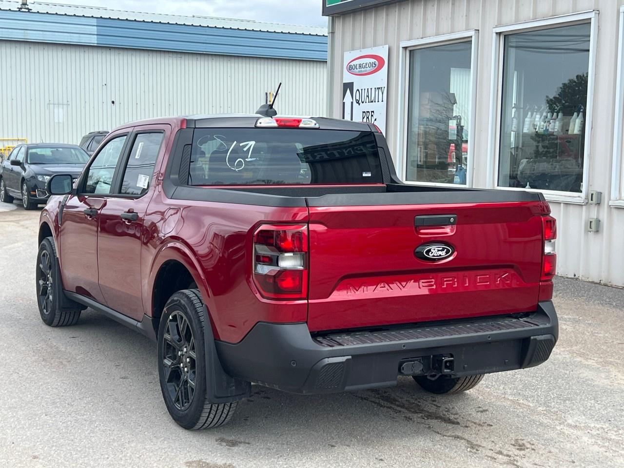 2025 Ford Maverick XLT AWD SuperCrew Photo