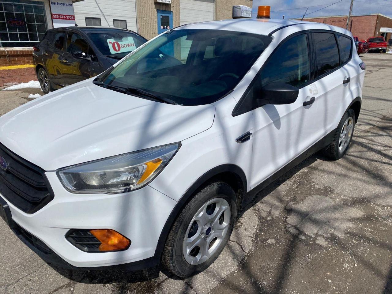 2017 Ford Escape S FWD 4dr - Photo #4