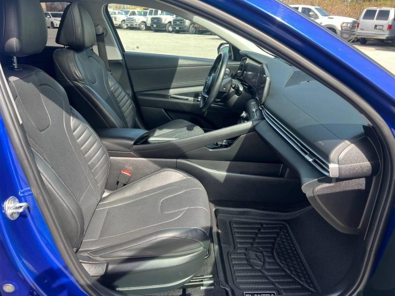 2022 Hyundai Elantra Ultimate Tech IVT - Photo #9