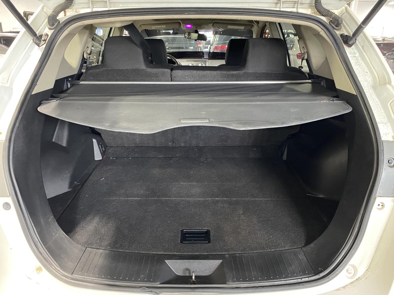 2013 Nissan Rogue SV - Photo #14