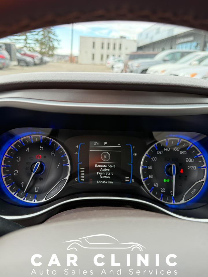 2017 Chrysler Pacifica Touring L - Photo #27