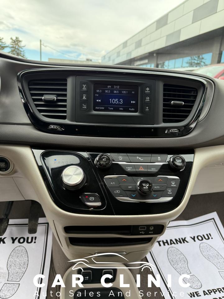 2017 Chrysler Pacifica Touring L - Photo #30