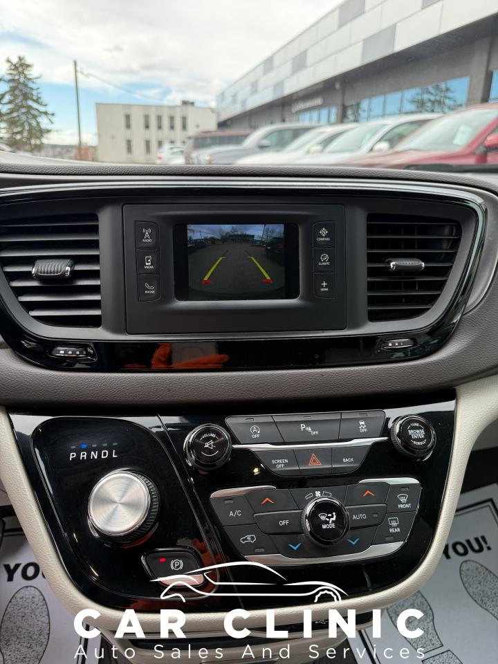 2017 Chrysler Pacifica Touring L - Photo #31