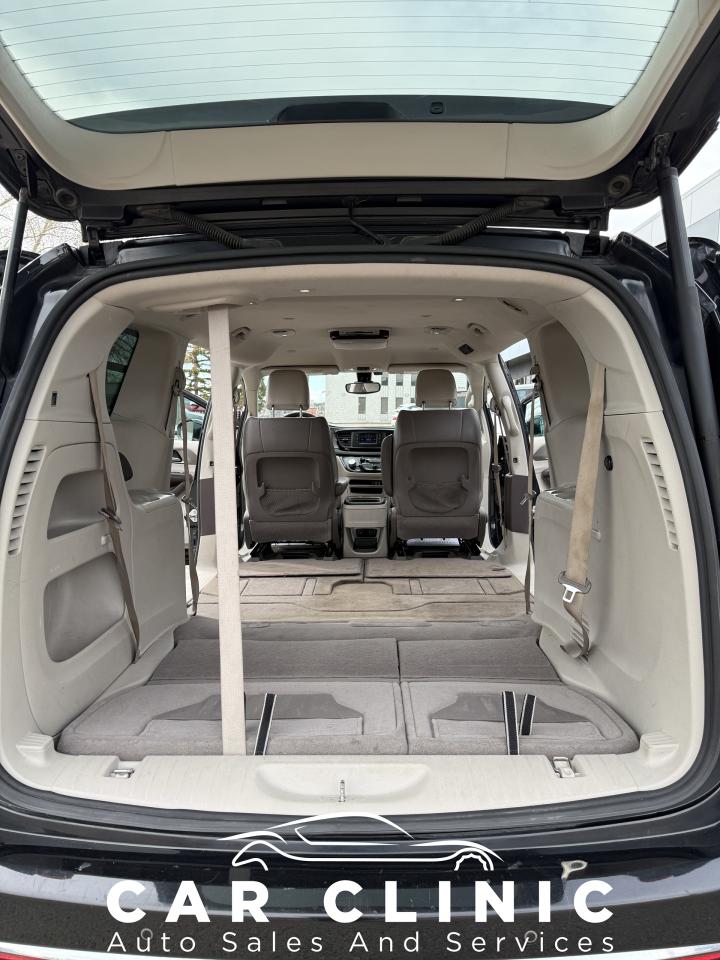2017 Chrysler Pacifica Touring L - Photo #19