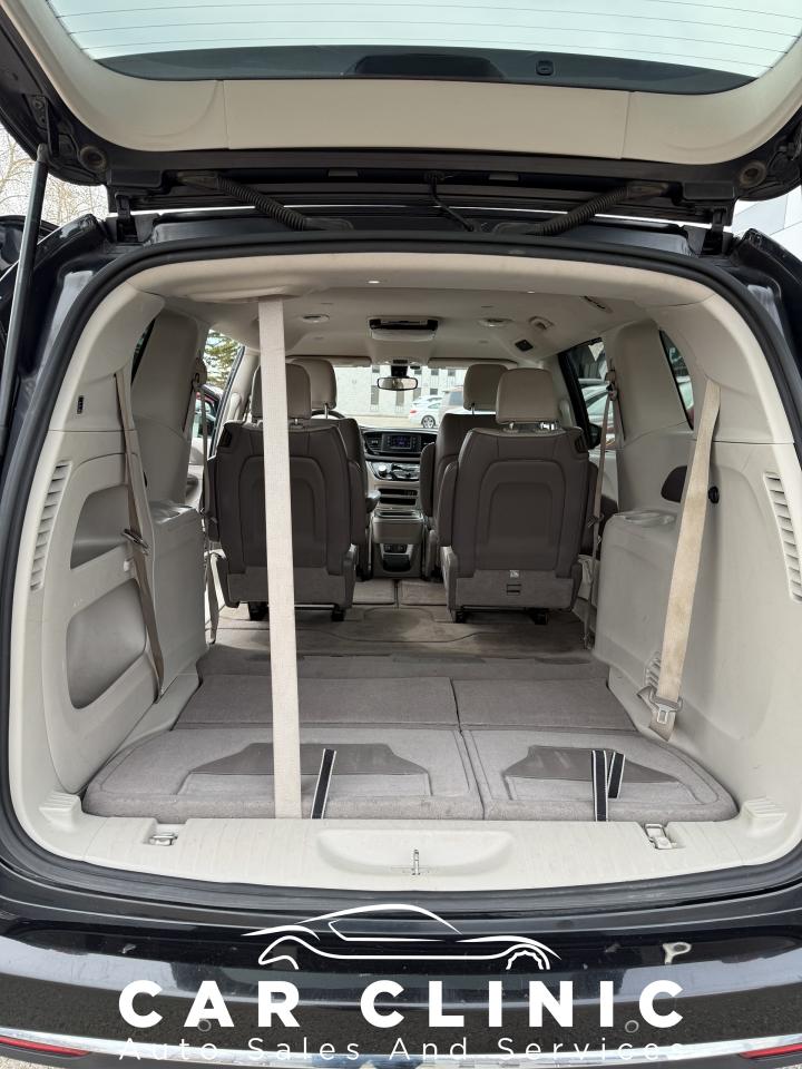 2017 Chrysler Pacifica Touring L - Photo #14