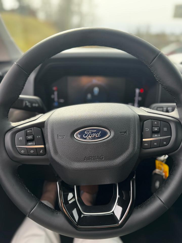 2025 Ford Ranger XLT Photo5