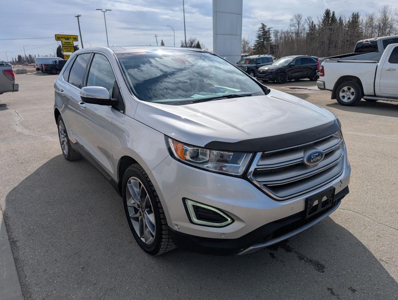 2015 Ford Edge Titanium Photo5