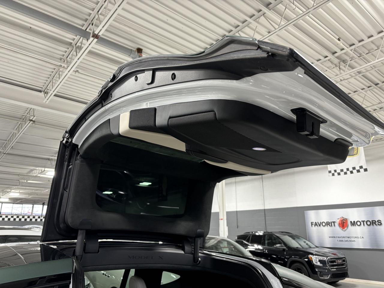 2023 Tesla Model X AWD|FULLSELFDRIVING|FALCONDOORS|INSANEMODE|CREAM|+ - Photo #8