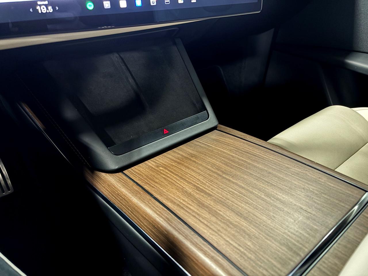 2023 Tesla Model X AWD|FULLSELFDRIVING|FALCONDOORS|INSANEMODE|CREAM|+ - Photo #24