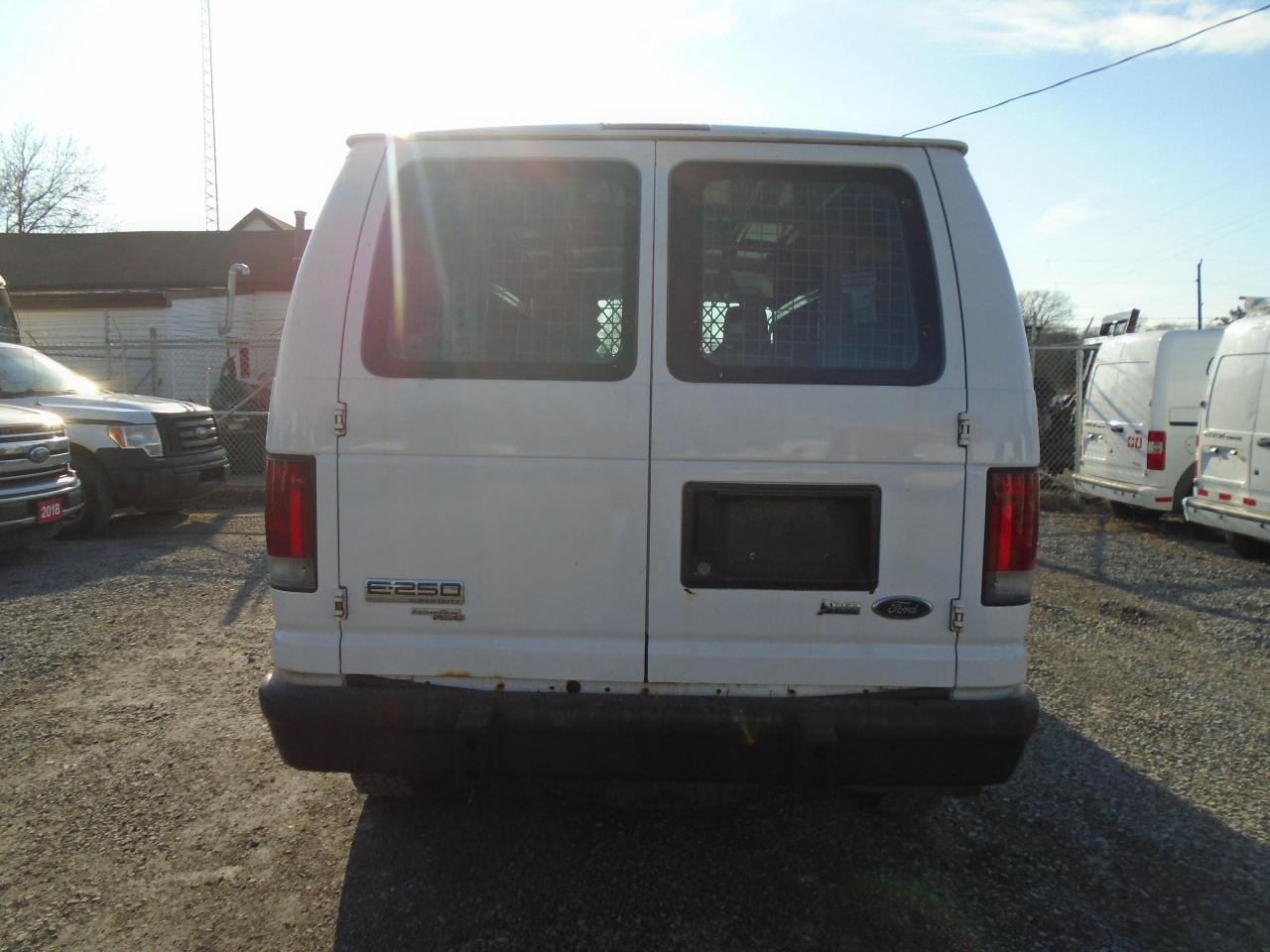 2012 Ford Econoline E-250 Commercial - Photo #7