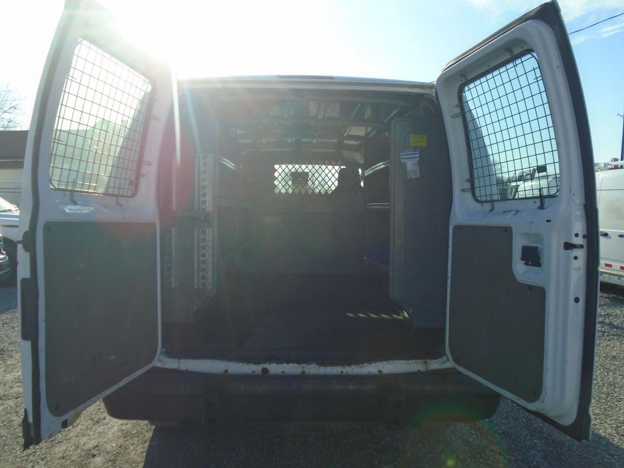2012 Ford Econoline E-250 Commercial - Photo #21